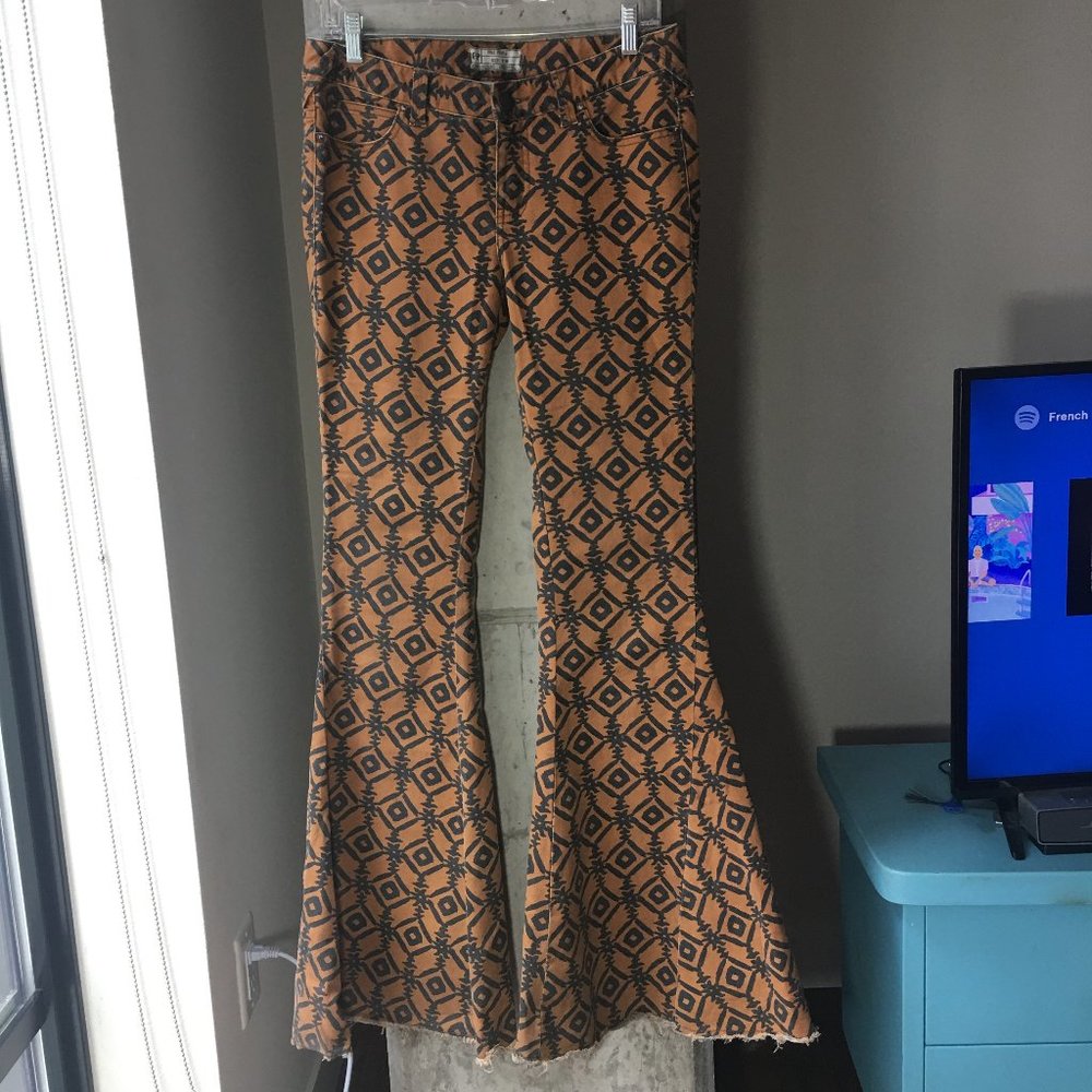 Free People Printed Bell Bottom Jeans Retro